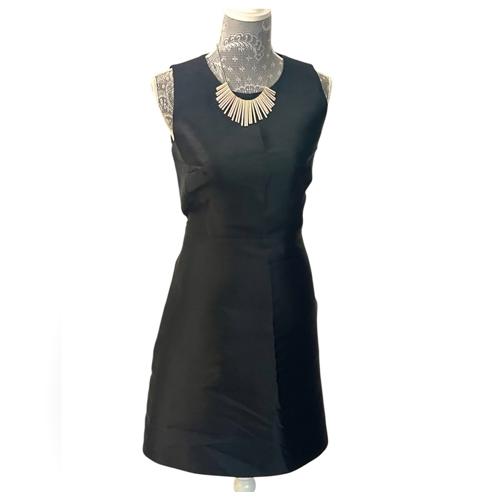 NWT Kate Spade Black Sleeveless Open back Peek-a-boo Sheath Dress Size 12 - Picture 4 of 9